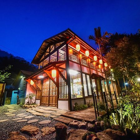 Ferienwohnung 響水客棧 苗栗8-12人包棟 烤肉 特色老屋 Gongguan Exterior foto